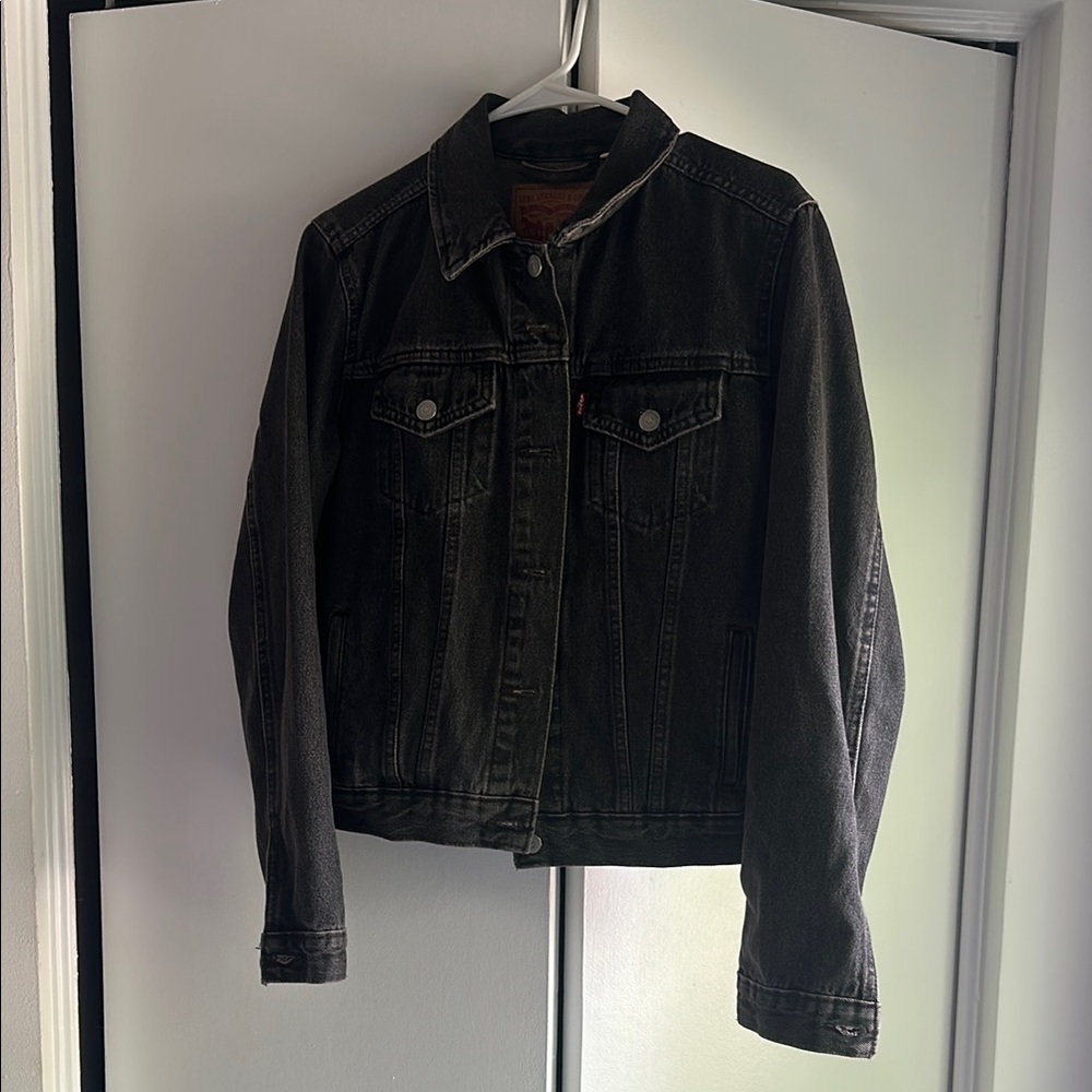 Levi's Black Jean Jacket Classic Trucker Style
